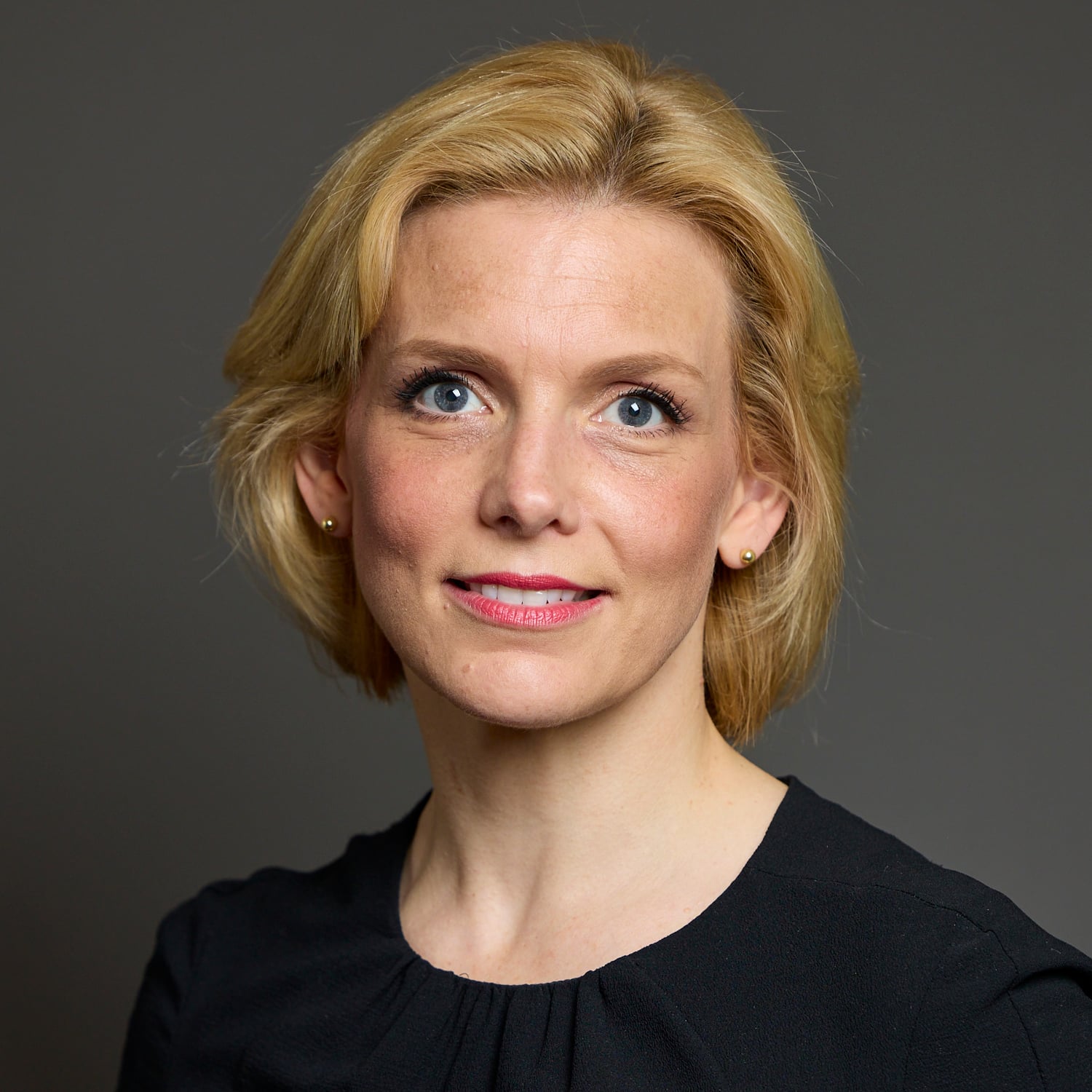 Samantha Niblett headshot